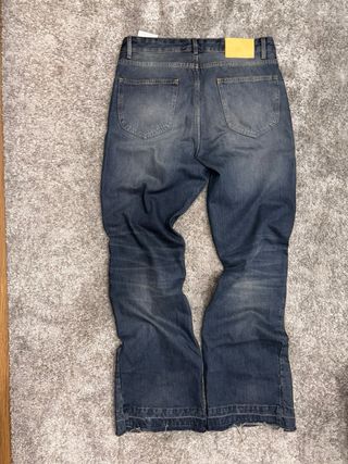 Pantalón flare azul