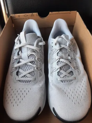 Nike React Pegasus Trail 5 Beige/Blanco