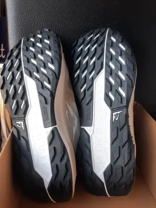 Nike React Pegasus Trail 5 Beige/Blanco