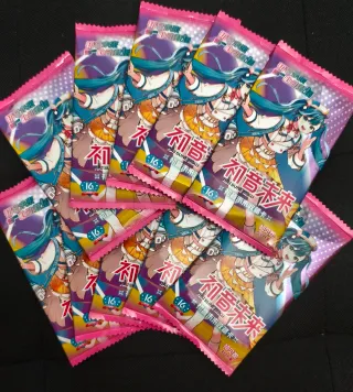 X10 Sobres Hatsune Miku 16 Aniversario