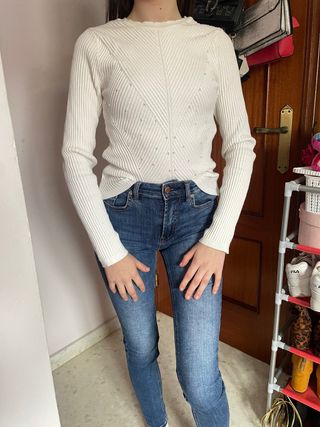 Jeans azules ajustados