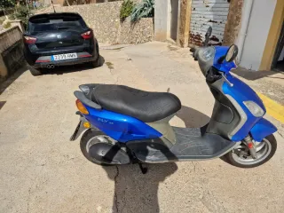 Piaggio Fly 125 azul 2009