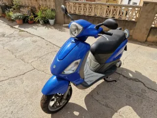 Piaggio Fly 125 azul 2009