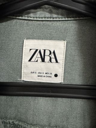 Camisa Zara Verde Talla M