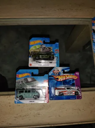 Hot Wheels lote 28 coches