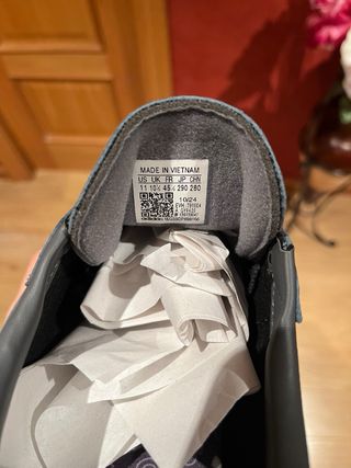 Zapatillas Adidas Spezial Grises y Negras