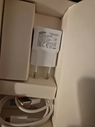 Samsung Galaxy J3 Me ha costado 60 euros.15 no NE