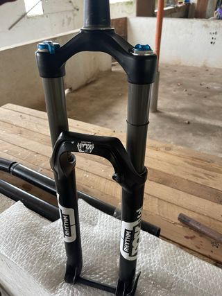 Suspensión Aire fox 29,8 Ajustable