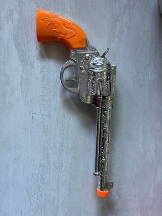 Pistola de Juguete Plateada con Mango Naranja
