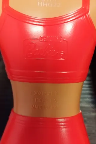 Muñeca Barbie Conjunto Rojo