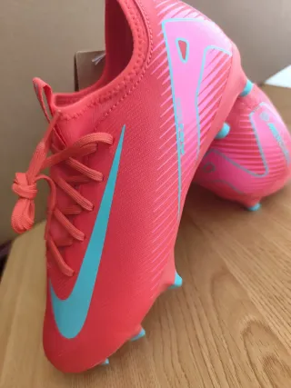 Botas Fútbol Nike Jr Zoom Vapor 16 talla EUR 38