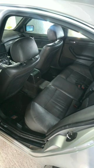 BMW Serie 3 2005 CAMBIO POR MOTO