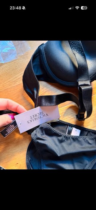 Completo intimo Victoria's Secret nero