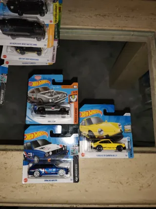 Hot Wheels lote 22 coches.