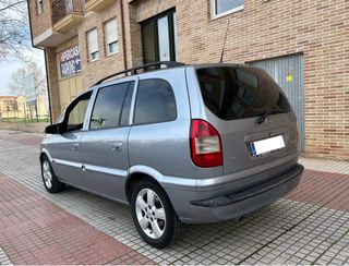 Opel Zafira 2005