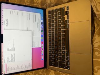 MacBook Air M3 13.6 256GB Plata
