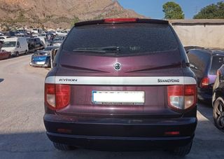 Asiento trasero derecho ssangyong 467675 kyron 200