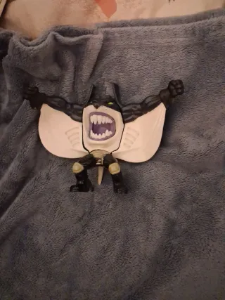 Figura Tiburón Street Sharks