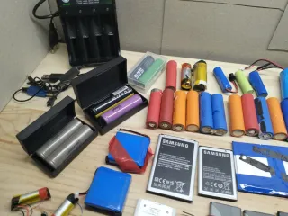 Lote di batterie al litio