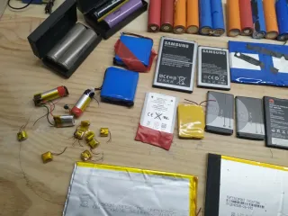 Lote di batterie al litio