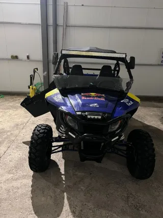 Buggy Arctic Cat wildcat 700 sport