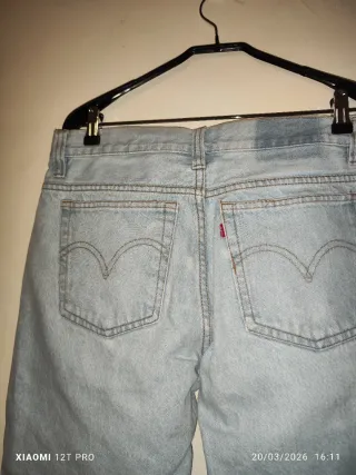 Vaqueros mujer con rosas bordadas