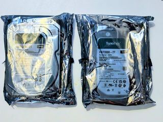 Dos Discos Duros Synology HAT3300 2TB SATA NUEVOS