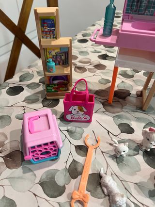 Barbie Peluquería Canina con Accesorios