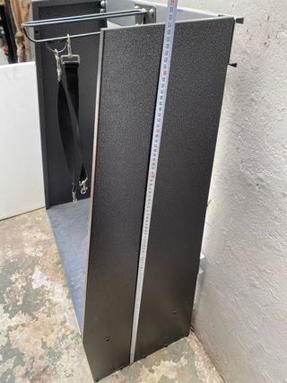 Estantería y 2 Bolsas de Golf