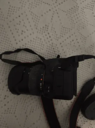 Cámara Sony Alpha A58 + Lente 16-80