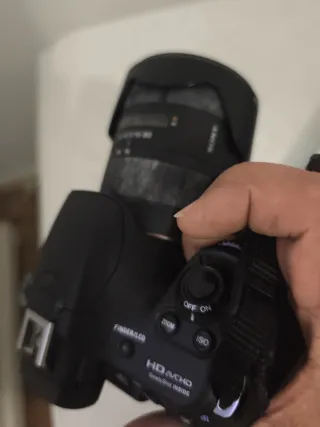 Cámara Sony Alpha A58 + Lente 16-80