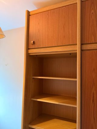 Armario de madera