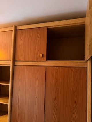 Armario de madera