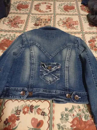 Cazadora vaquera corta mujer