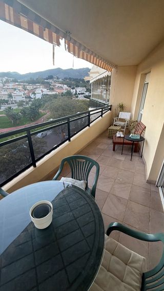 SE ALQUILA Habitación con baño disponible para 1