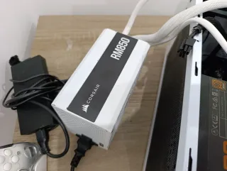 Corsair RM850 Fuente de Alimentación