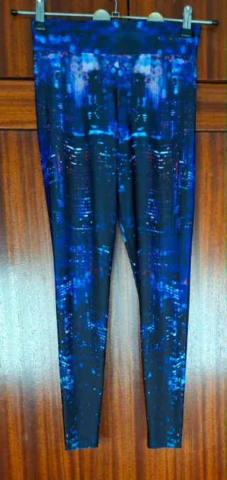 Conjunto Oysho Fitness Rascacielos Talla S