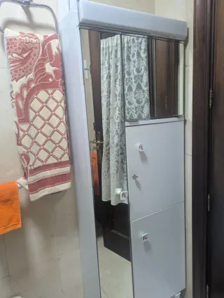 Mueble baño metal, espejos, baldas. Vintage