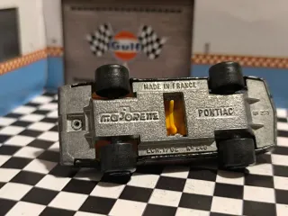 Pontiac Firebird Majorette Negro