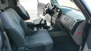 Mitsubishi Montero 2006