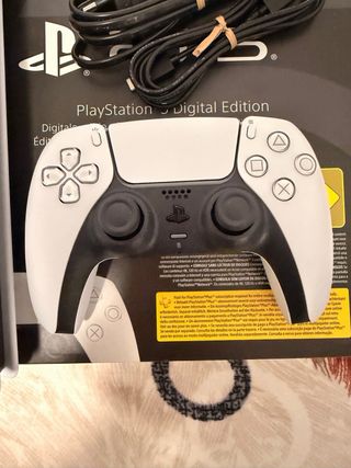 PlayStation 5 Digital Edition Bianca