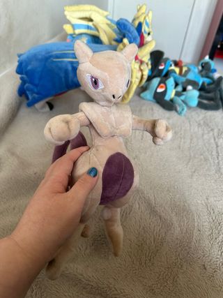 Peluche Mewtwo Pokémon