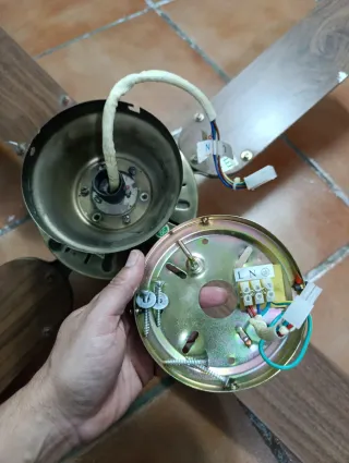 Lámpara Ventilador Madera y Cristal