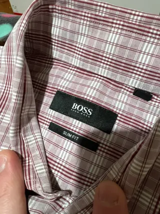 Camicia Hugo Boss a quadri rossa