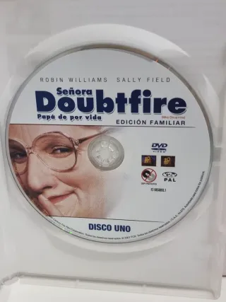 2 Películas DVD: Nueve Meses y Señora Doubtfire.