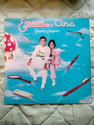 Enrique y Ana - Grandes Y Pequeños