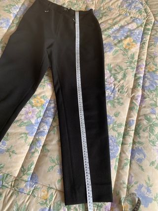 Pantalón negro mujer entretiempo