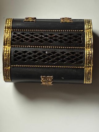 Caja joyero oriental laca negra y dorada