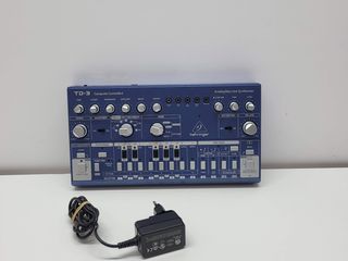 Behringer TD-3 Sintetizador Bass Line