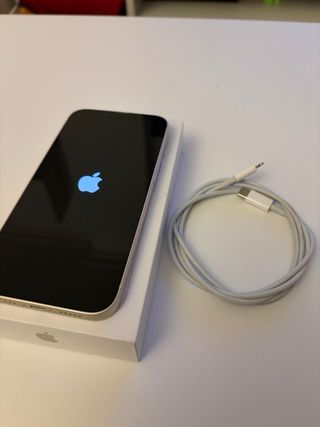 iPhone 13 128GB Starlight con garanzia